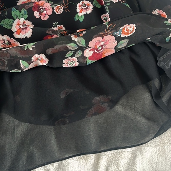 Cabi Sheer Black Floral Blouse | Size M | Dark Romantic Vibes - Picture 6 of 7